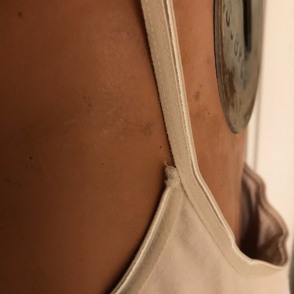 Camisoles Set of 2 Cami Tank Tops Tan/White Size Med Fits Sm/Med - Picture 4 of 16